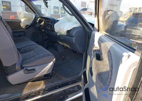 1999 Dodge Ram 1500 St z USA, uszkodzony, nr VIN 1B7HC13Z2XJ568958